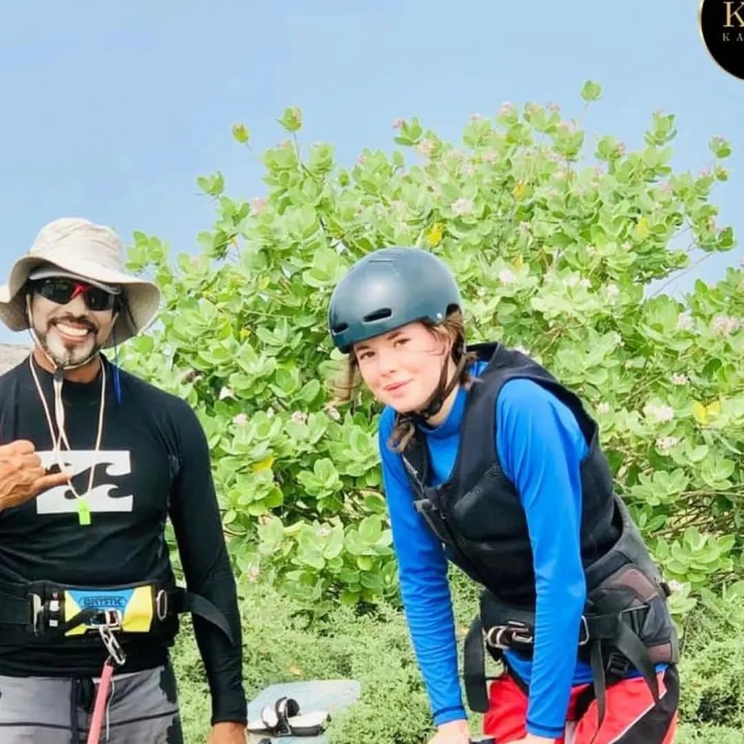 Kitesurfing School